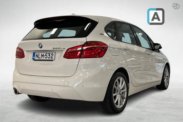 BMW 225 225 F45 Active Tourer 225xe A Charged Edition* HUD / Image 3