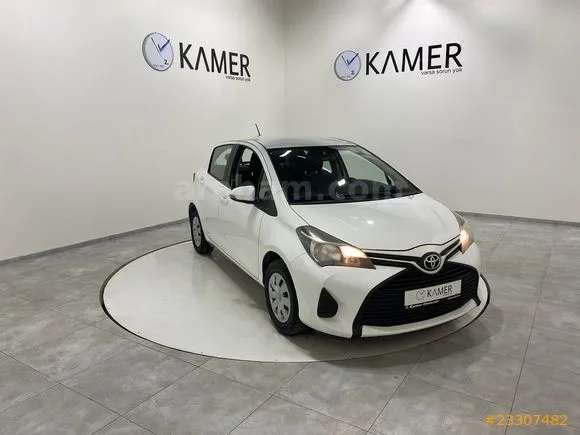 Toyota Yaris 1.0 Life Image 1